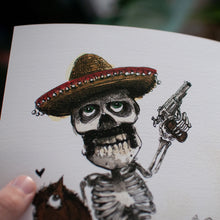 Laden Sie das Bild in den Galerie-Viewer, "¡Ay, caramba! - Revolver-Skelett mit Steckenpferd" Illustration